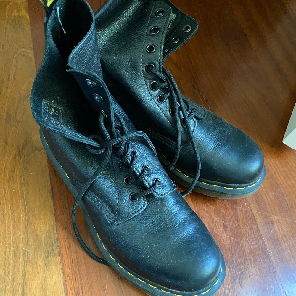 Dr Martens black lace up boots
